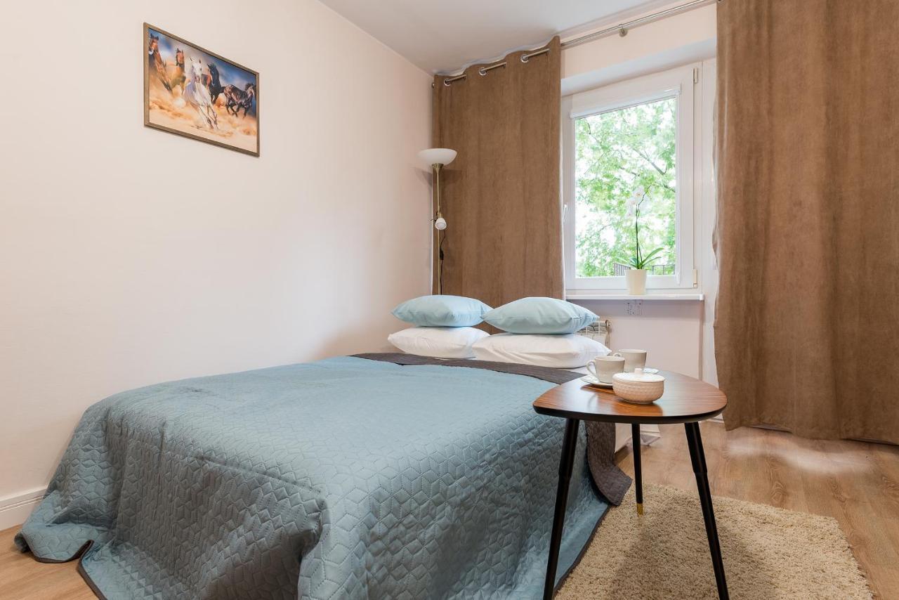 3 Bedroom Kasprzaka - P&o Serviced Varšava